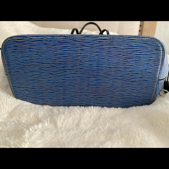 Beautiful Louis Vuitton Epi Leather Neverfull MM - Picture 3 of 14